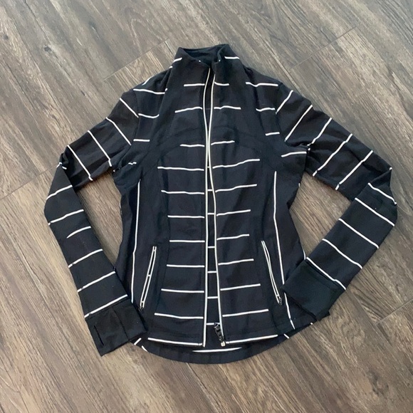 lululemon athletica Jackets & Blazers - Lululemon define jacket